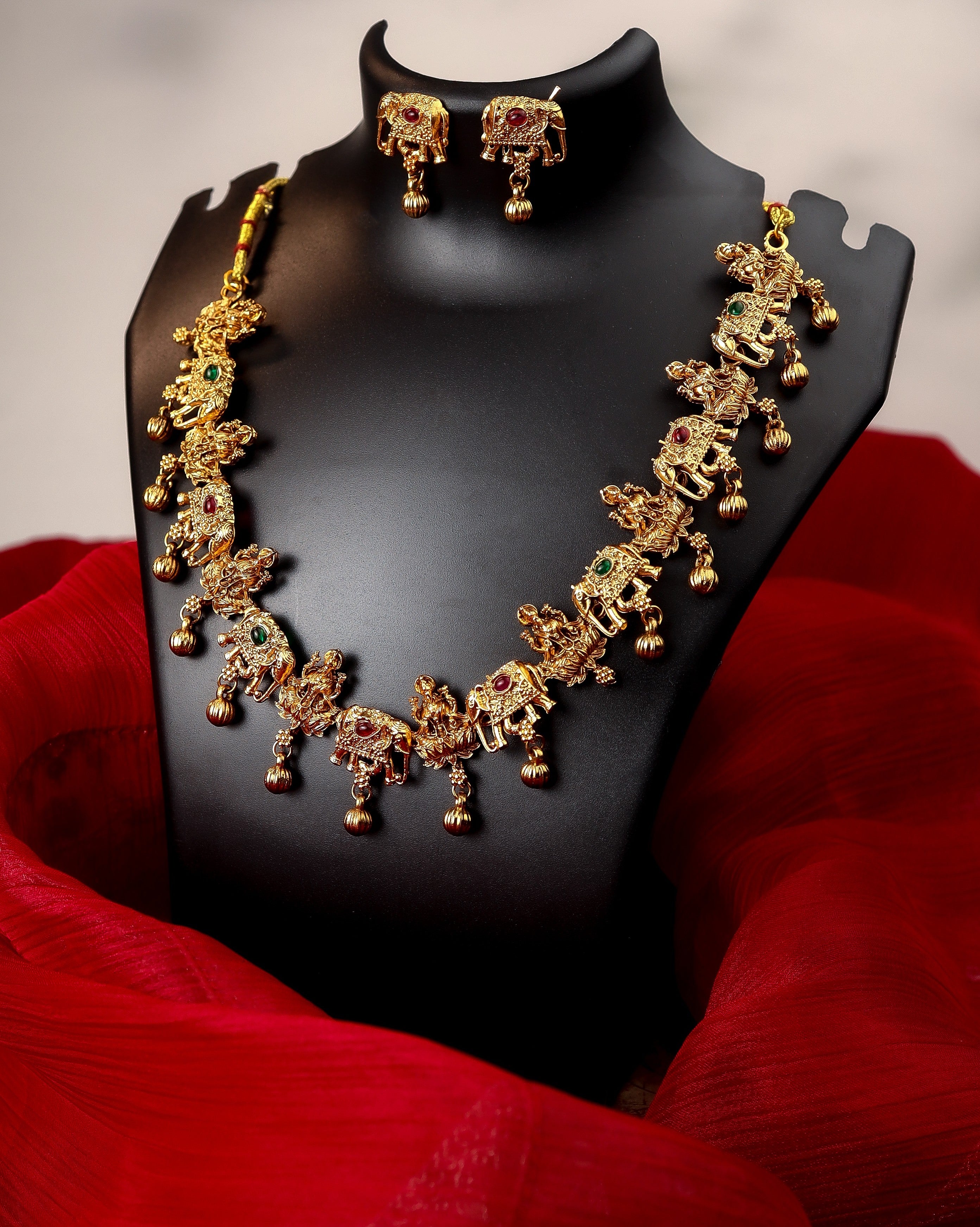 Traditional Lakshmi & Gaja Temple Necklace Set